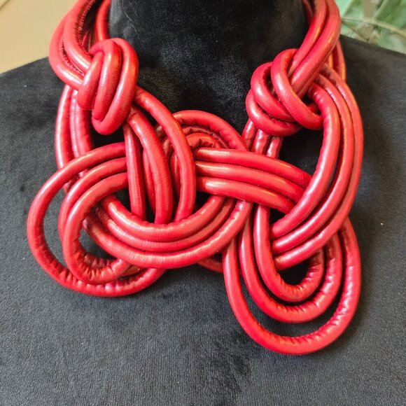 Womens Fashion Red Twisted Knotted Paracord Statement Necklace Jewelry - Picture 1 of 6